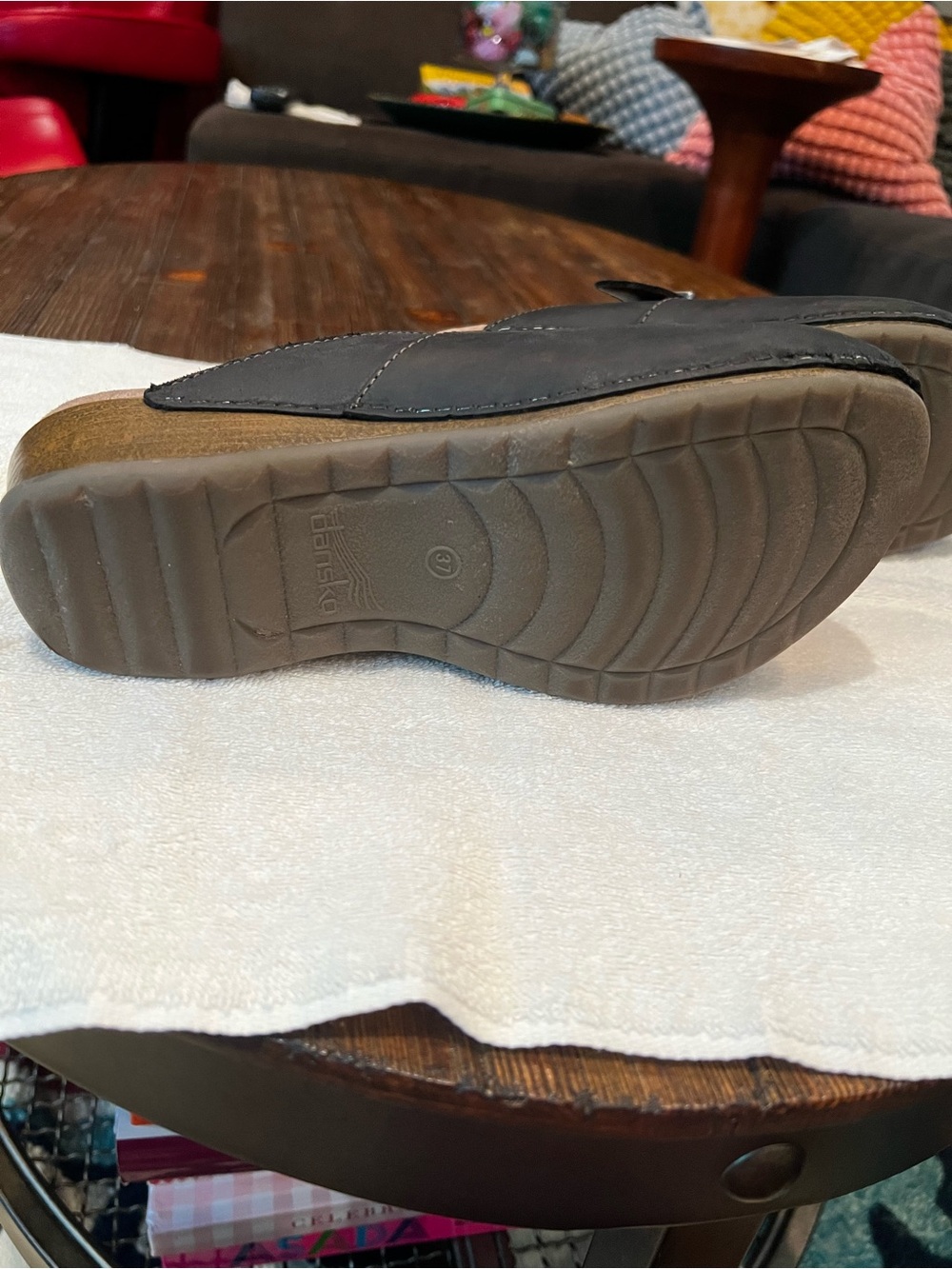 Women’s Dansko Martina Mary Jane’s - Picture 6 of 8